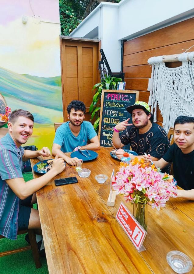 Rainbow Hostel Лима Экстерьер фото